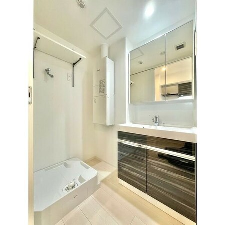 リーデンス名古屋駅西の物件内観写真